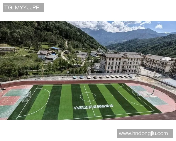 为梦想而战足球场上的鼓励与支持让我们勇往直前 为梦想而战足球场上的鼓励与支持让我们勇往直前